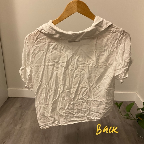 Pull&Bear Cropped Short Sleeved Button Up - Picture 2 of 2